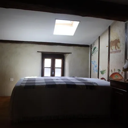 Ariege Grande Maison Eco-renovee Монсегюр